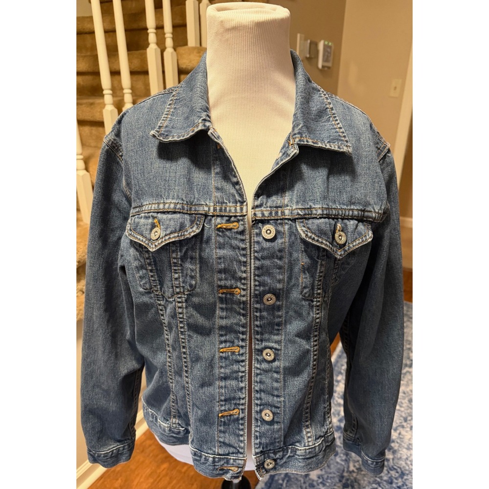 Eddie Bauer Womens Medium Wash Denim Trucker Jacket 100% Cotton Blue Size M